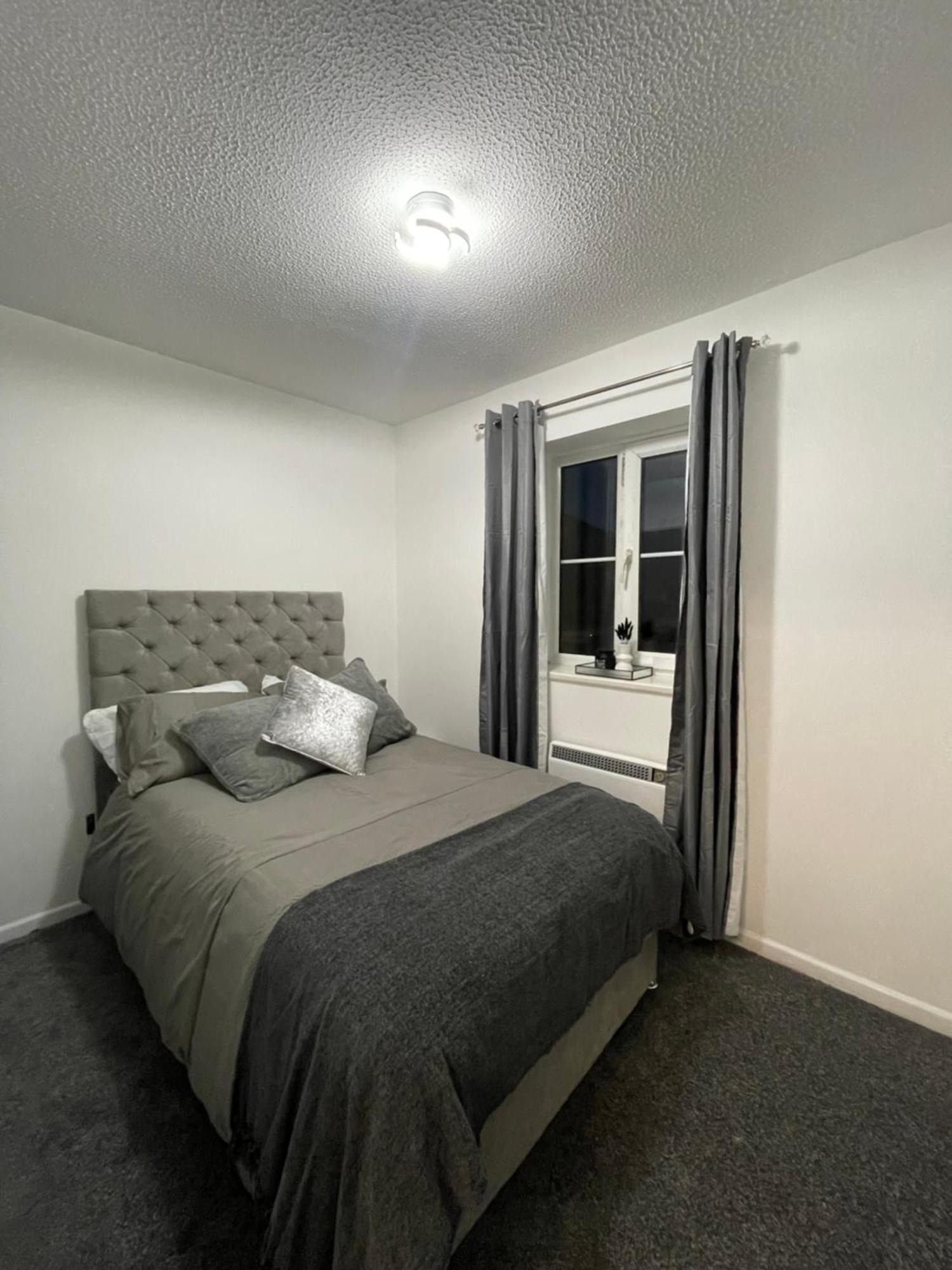 Cardiff Bay Apartment With Parking Esterno foto